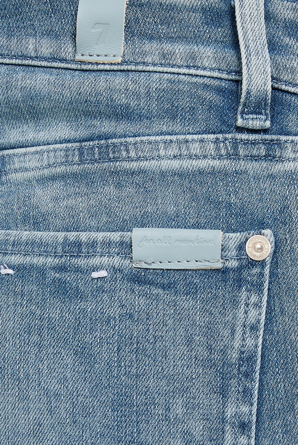 بنطال جينز ليشا بتصميم إيلوجن ضيق